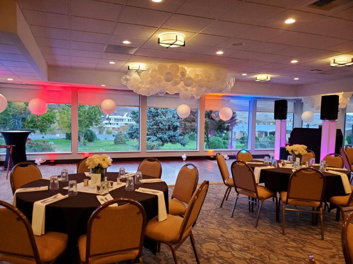Holiday Inn Clarkston - Lewiston By Ihg Bagian luar foto